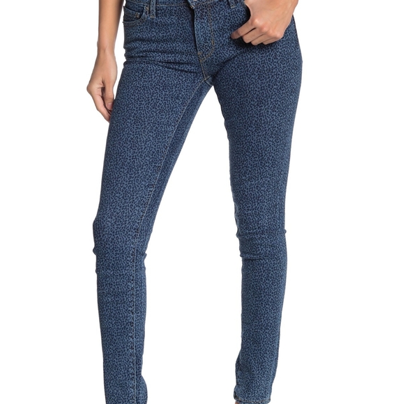 levi's leopard jeans